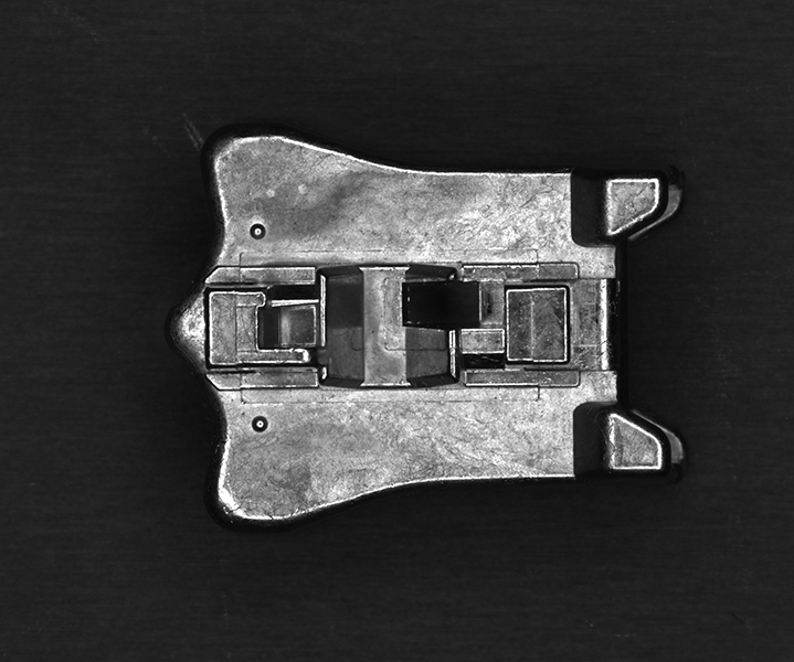 金屬拉鍊瑕疵檢測